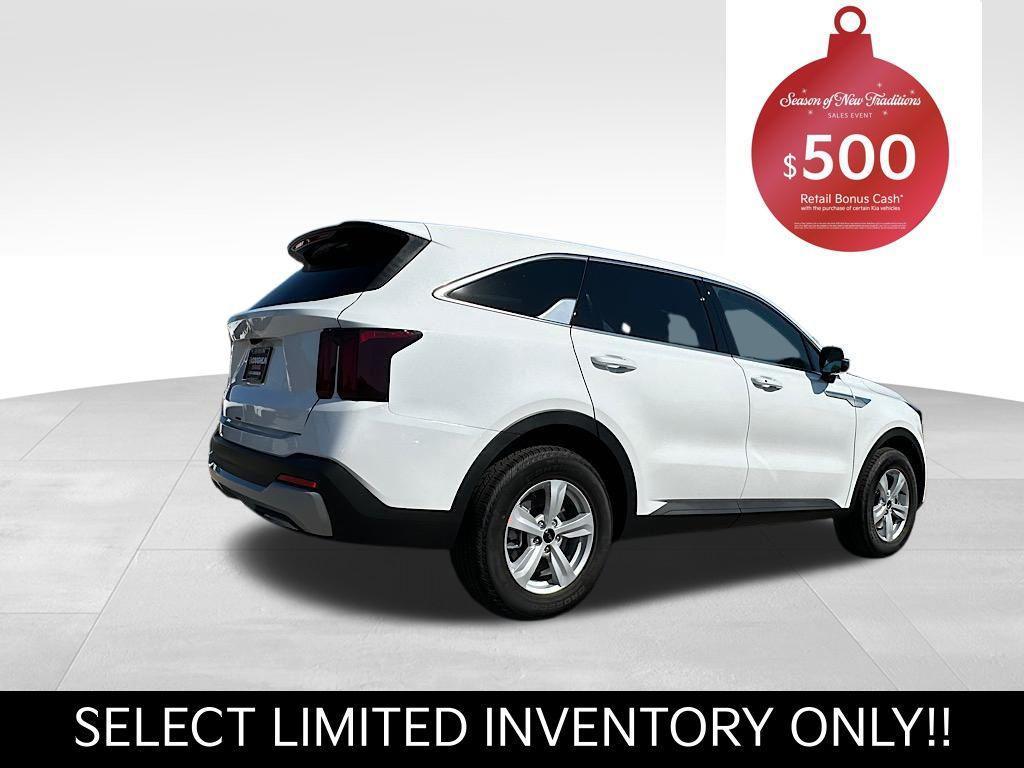 new 2026 Kia Sorento car, priced at $29,925