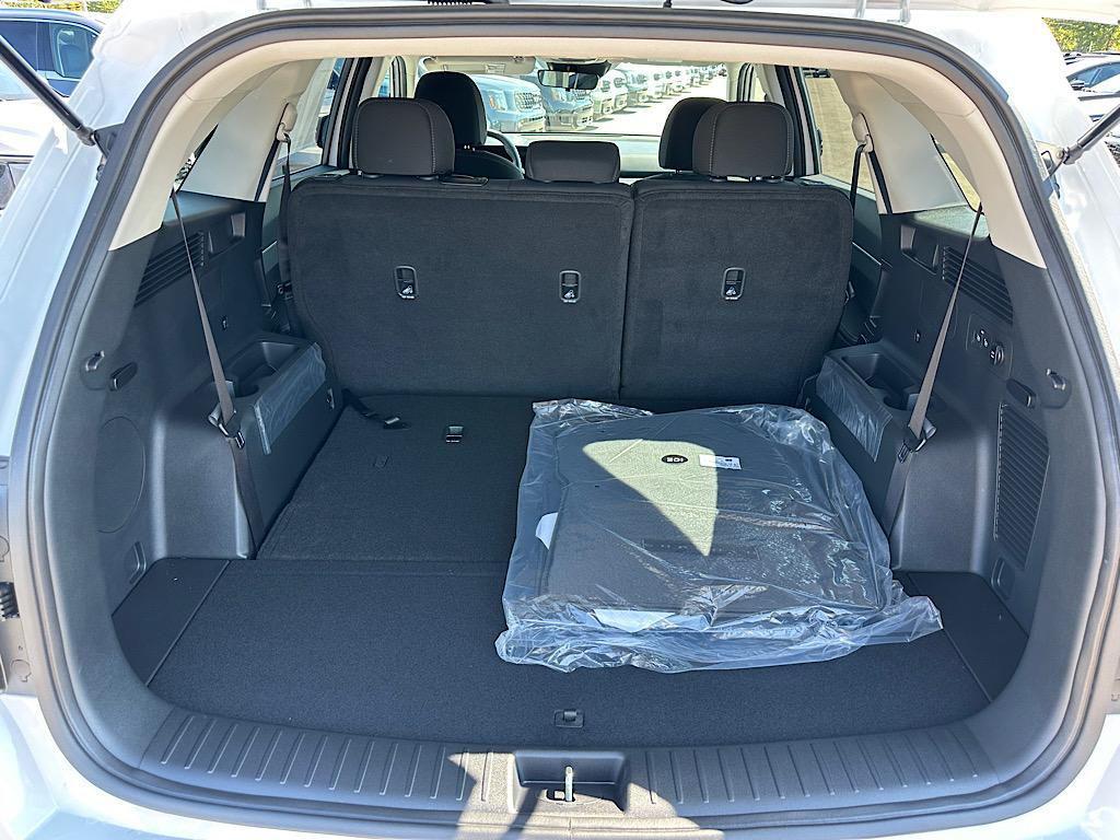 new 2026 Kia Sorento car, priced at $29,925