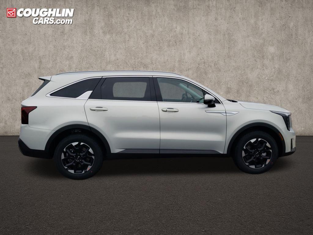 new 2026 Kia Sorento car, priced at $34,878