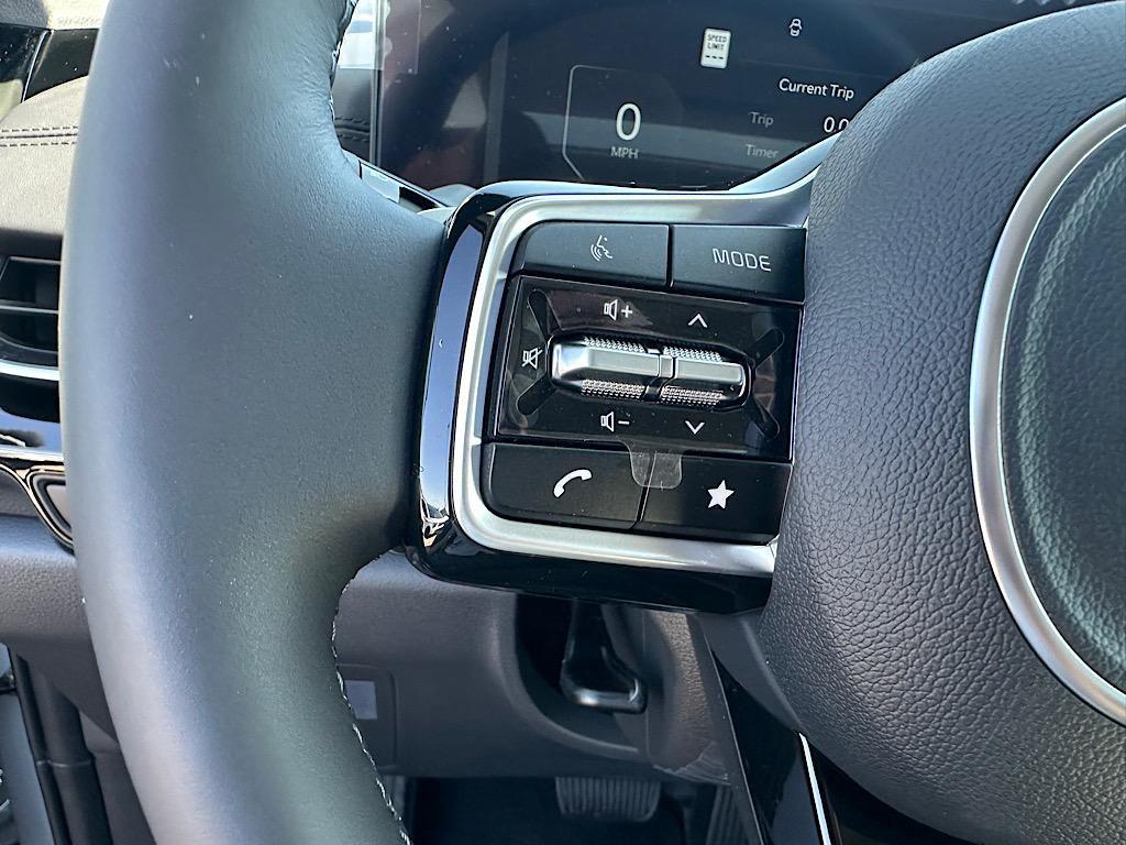 new 2026 Kia Carnival Hybrid car, priced at $52,164