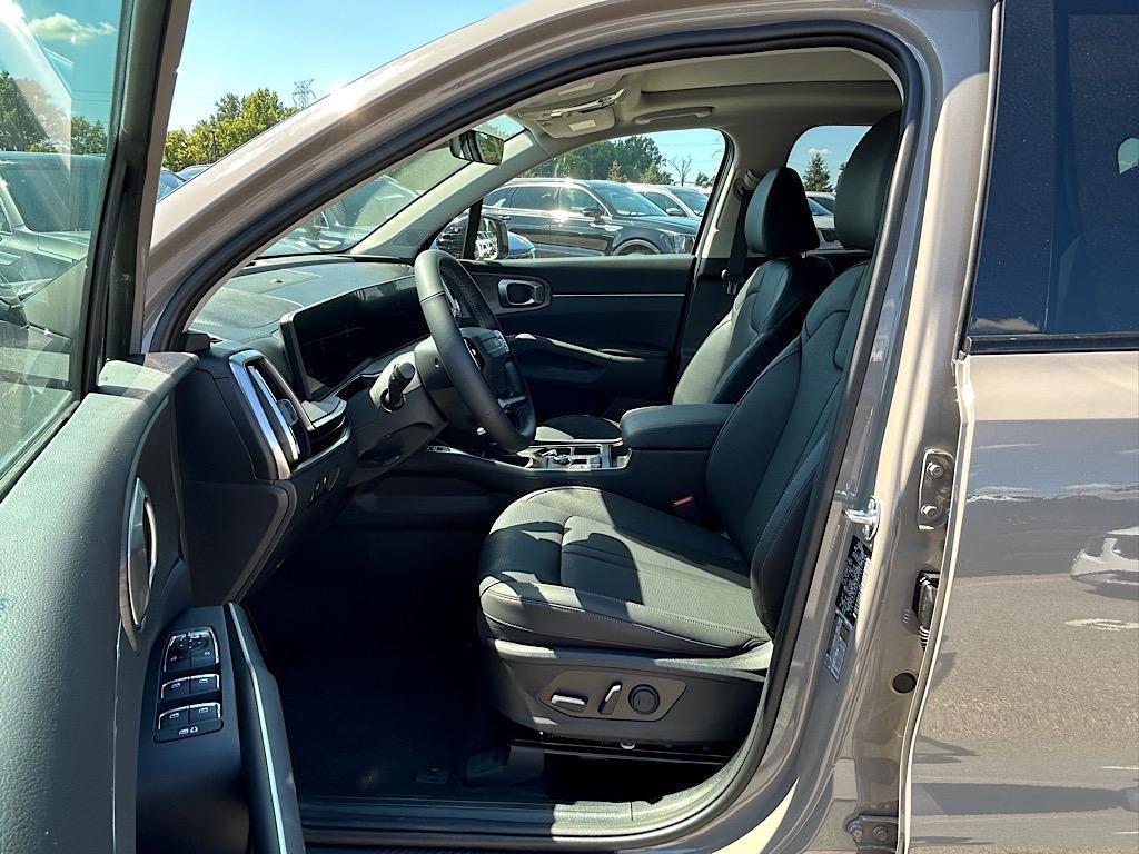 new 2026 Kia Sorento car, priced at $39,700