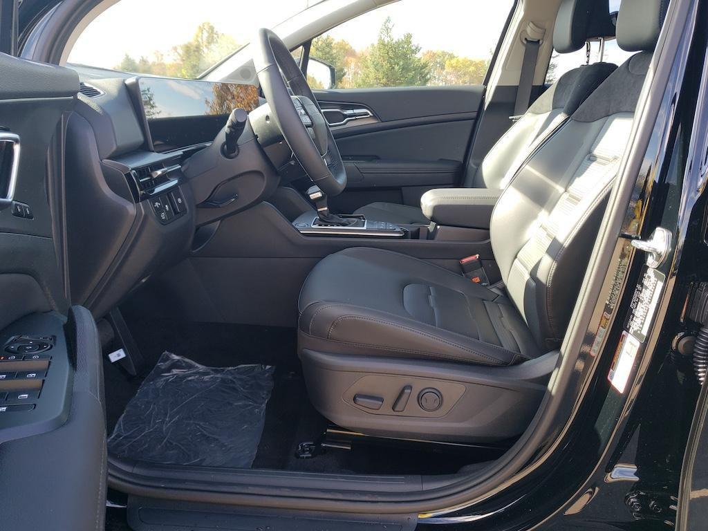 new 2026 Kia Sportage car, priced at $35,654