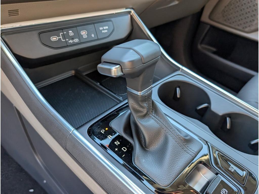 new 2026 Kia Carnival car, priced at $41,055