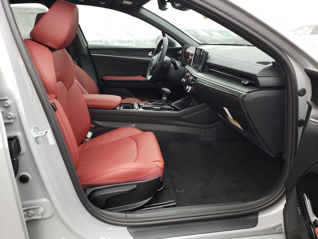 new 2026 Kia K5 car, priced at $31,101