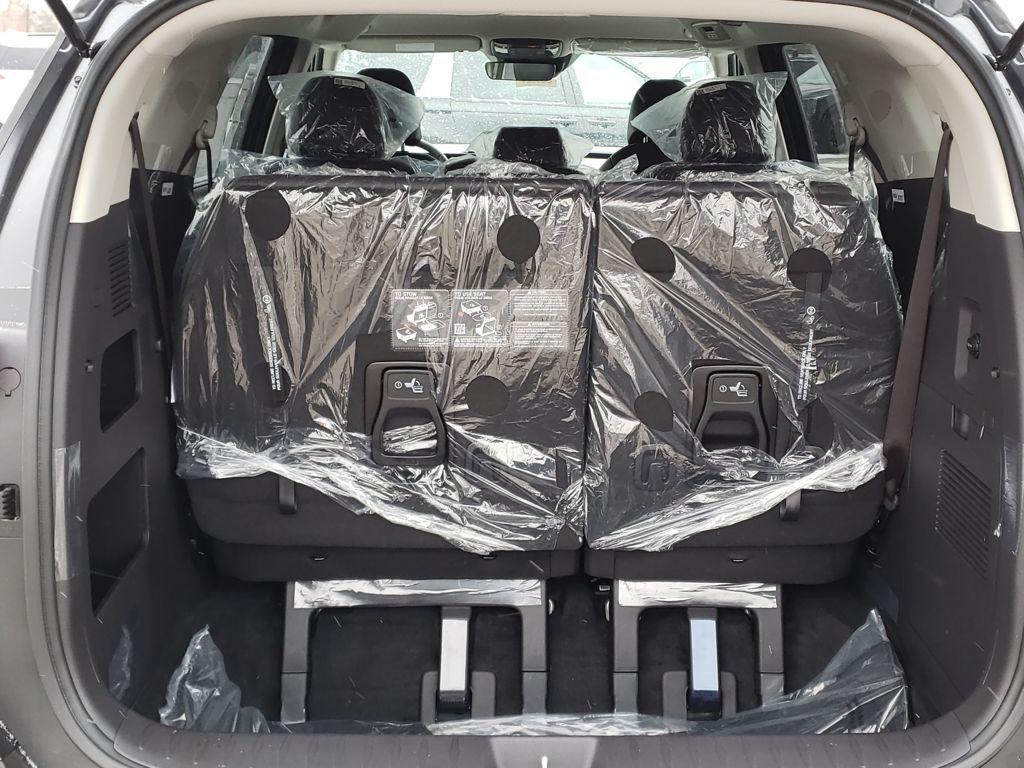 new 2026 Kia Carnival Hybrid car, priced at $39,909