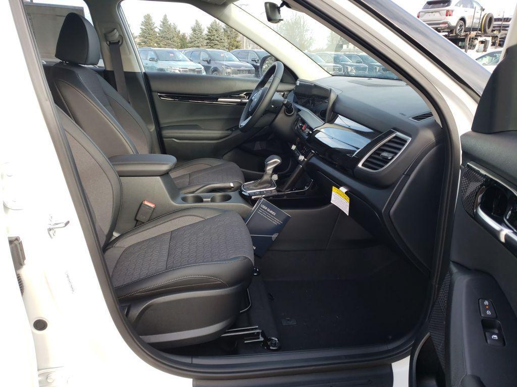 new 2026 Kia Seltos car, priced at $27,696