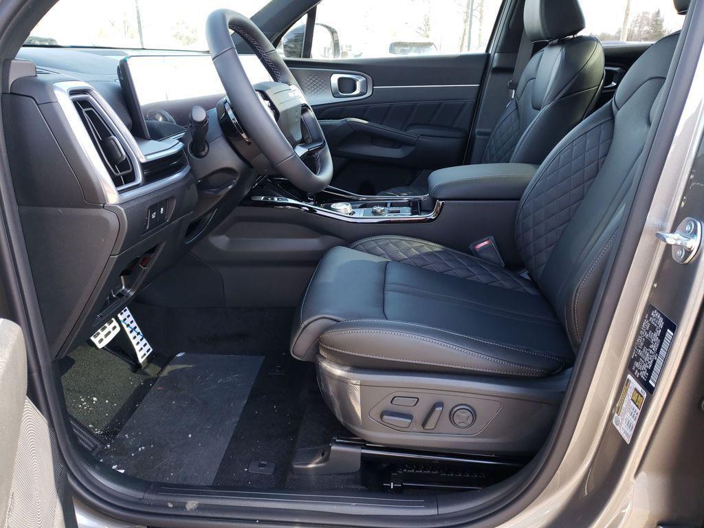 new 2026 Kia Sorento Hybrid car, priced at $45,018