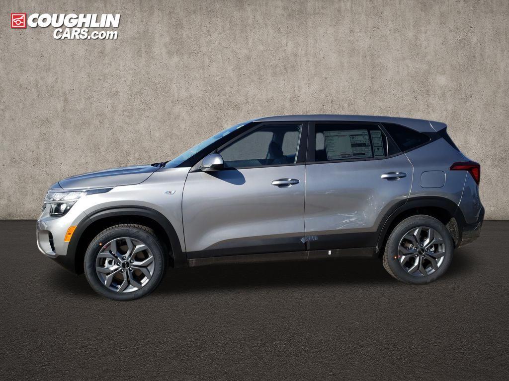 new 2026 Kia Seltos car, priced at $25,535