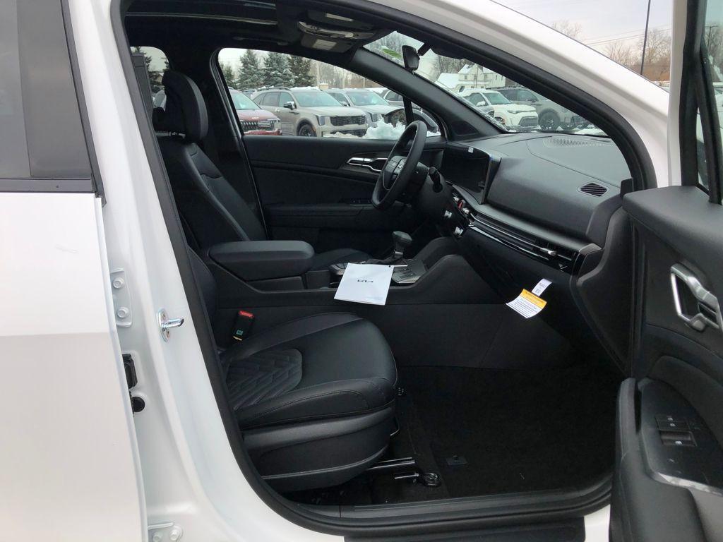 new 2026 Kia Sportage car, priced at $35,827