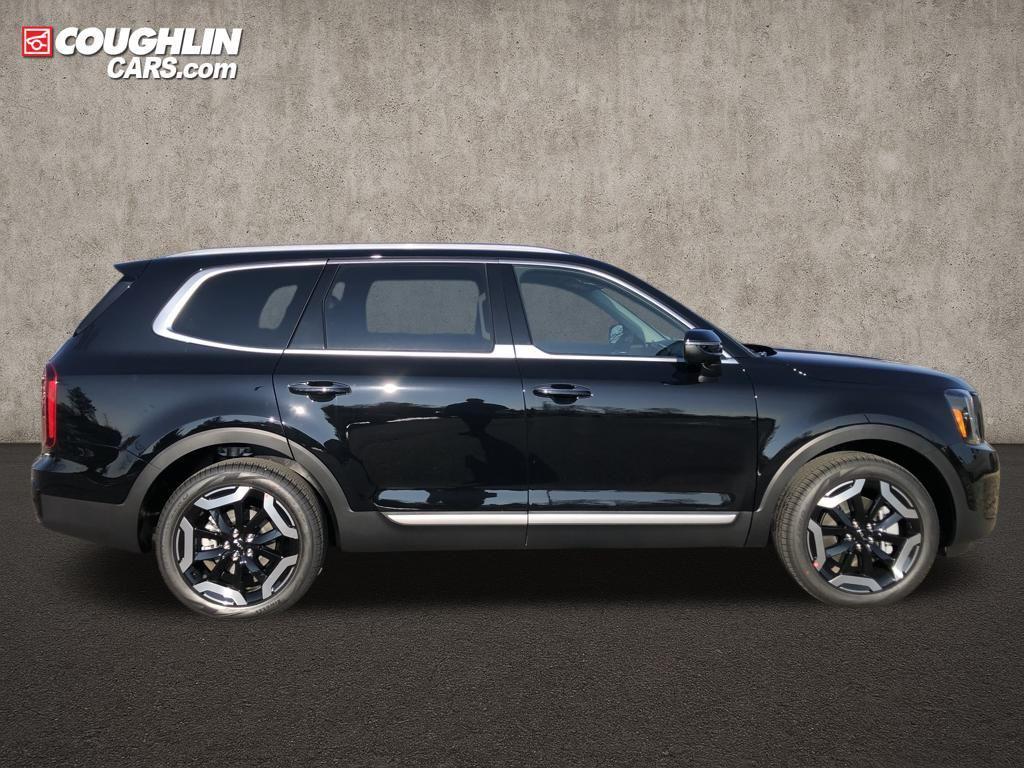 new 2025 Kia Telluride car, priced at $42,035
