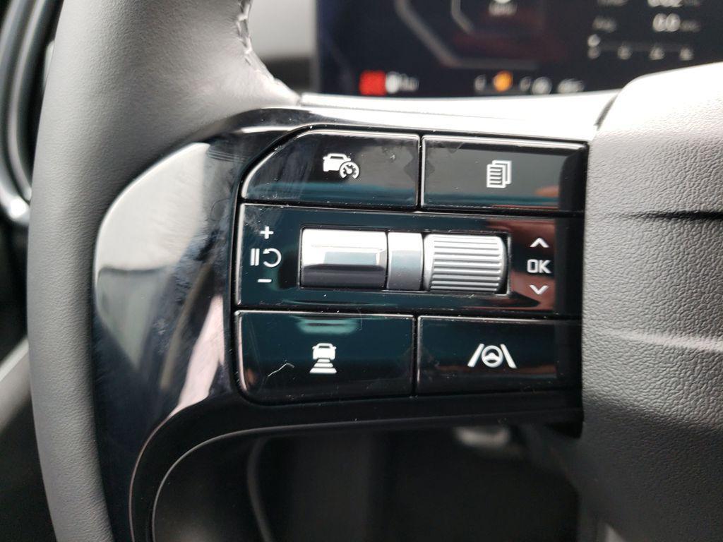 new 2026 Kia Sorento car, priced at $40,530