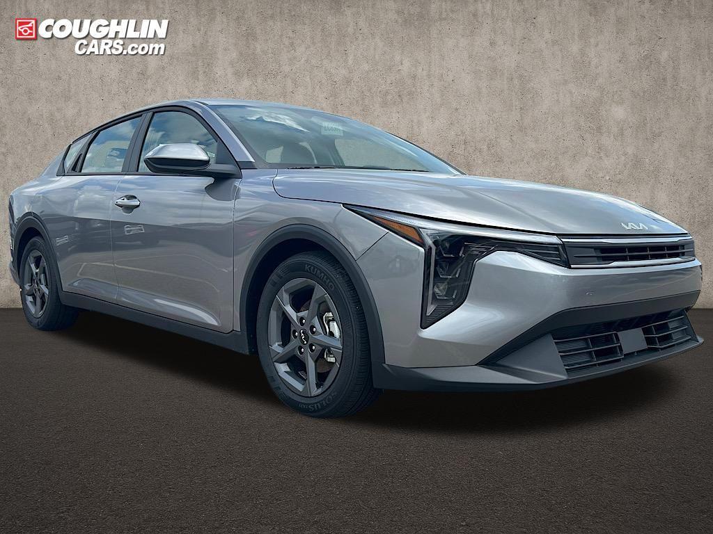 new 2025 Kia K4 car, priced at $22,629