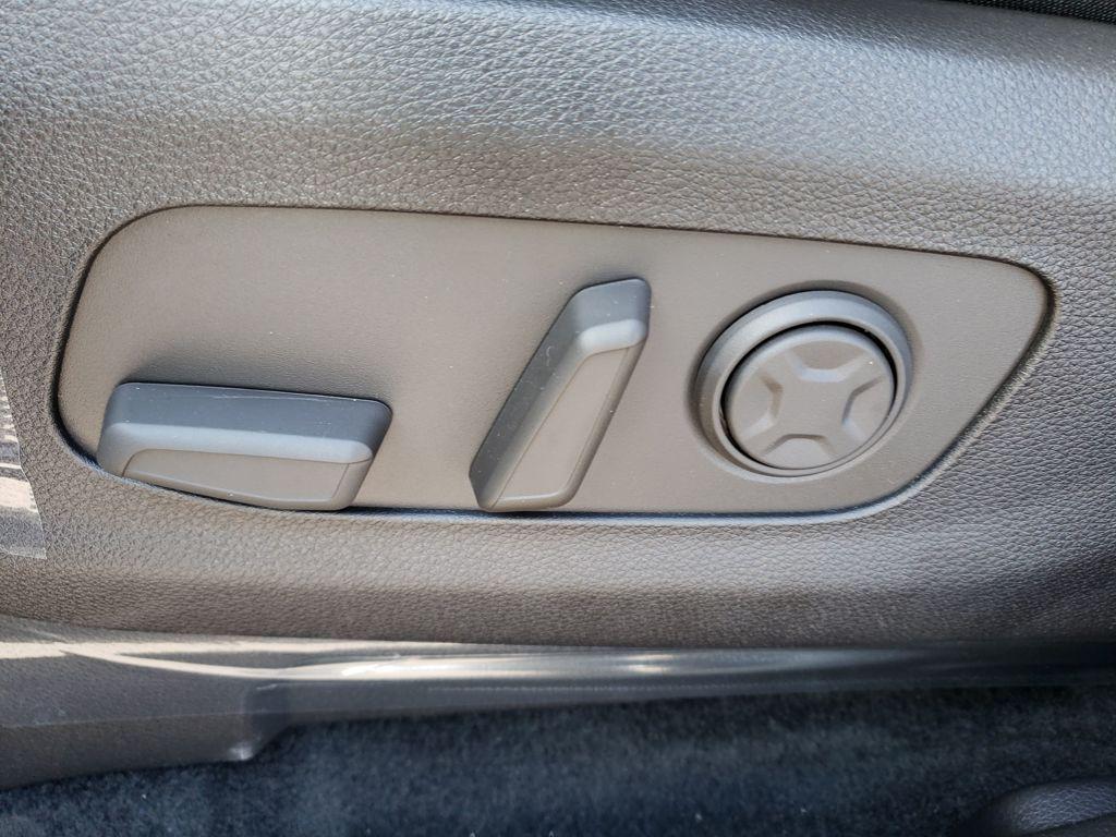 new 2026 Kia Carnival car, priced at $47,395