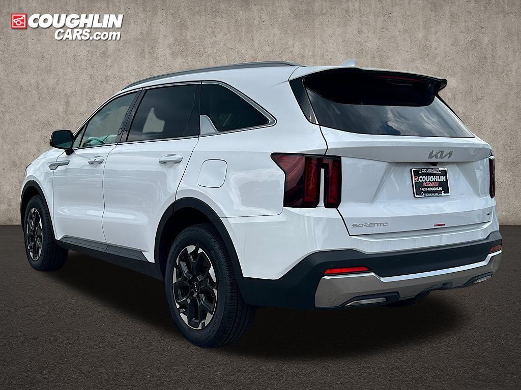 new 2025 Kia Sorento car, priced at $35,913