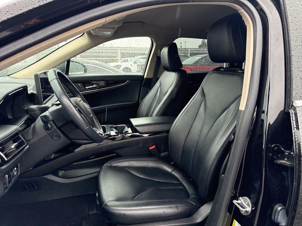 used 2023 Lincoln Nautilus car, priced at $32,950