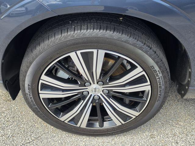 used 2022 Volvo XC60 car, priced at $28,990