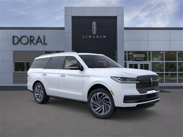new 2025 Lincoln Navigator car, priced at $97,822