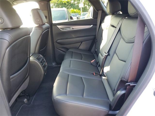 used 2024 Cadillac XT5 car, priced at $33,590
