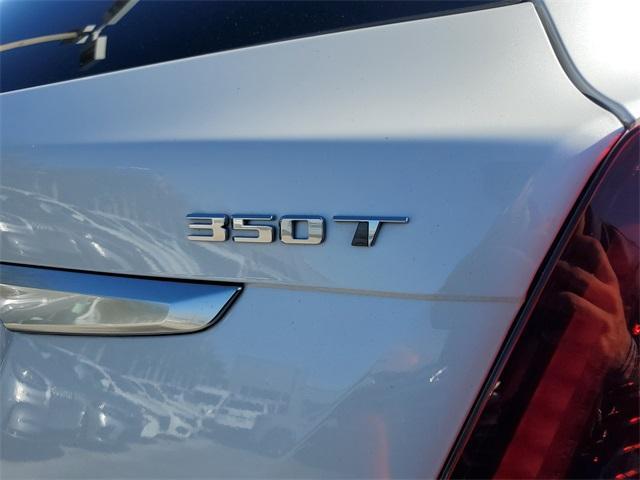 used 2024 Cadillac XT5 car, priced at $33,590