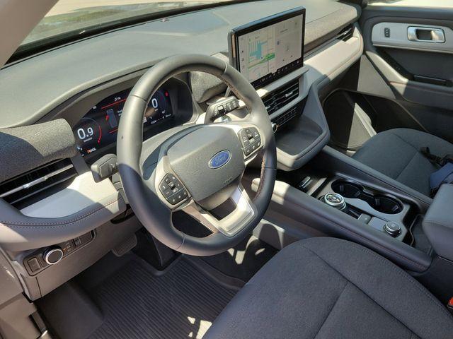 used 2025 Ford Explorer car, priced at $31,990