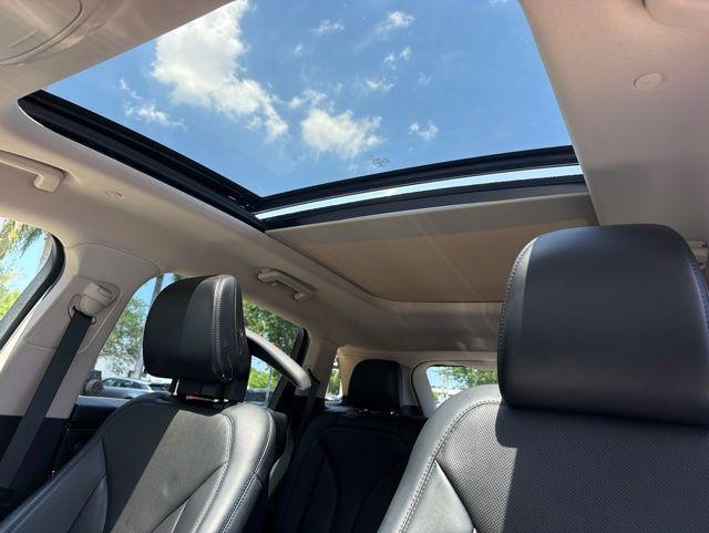 used 2023 Lincoln Nautilus car, priced at $34,990