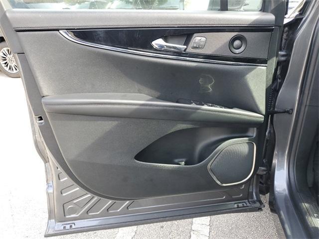 used 2023 Lincoln Nautilus car, priced at $40,990