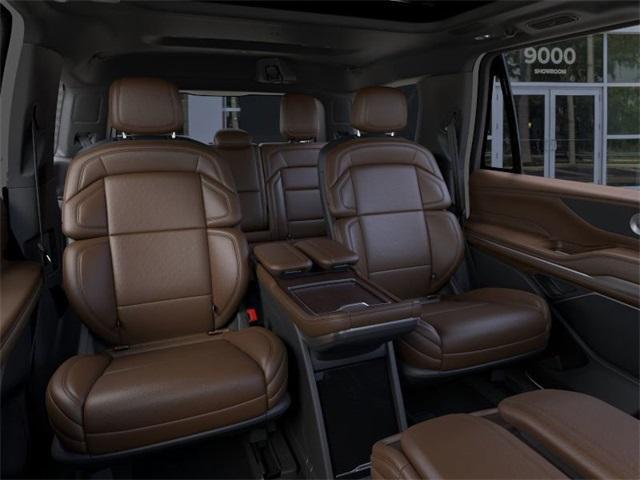 new 2025 Lincoln Navigator car, priced at $100,498