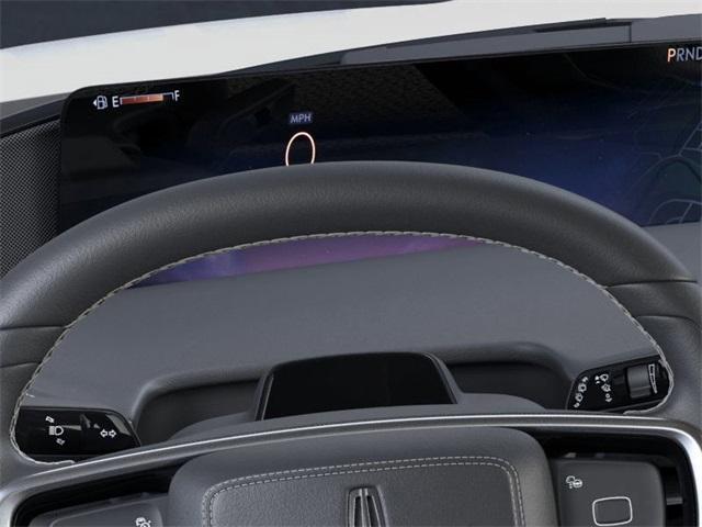 new 2025 Lincoln Navigator car, priced at $100,498