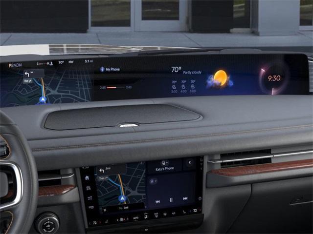 new 2025 Lincoln Navigator car, priced at $112,463