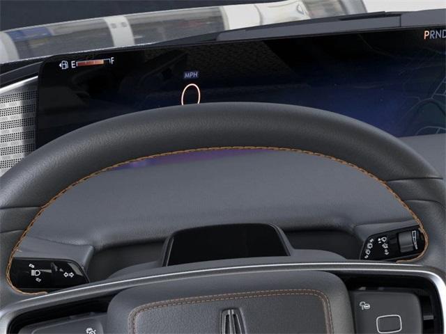 new 2025 Lincoln Navigator car, priced at $112,463