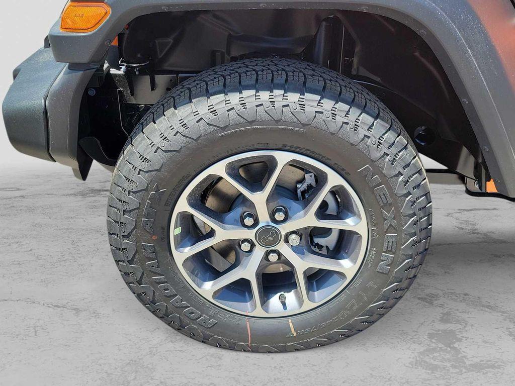 new 2025 Jeep Wrangler car, priced at $50,625