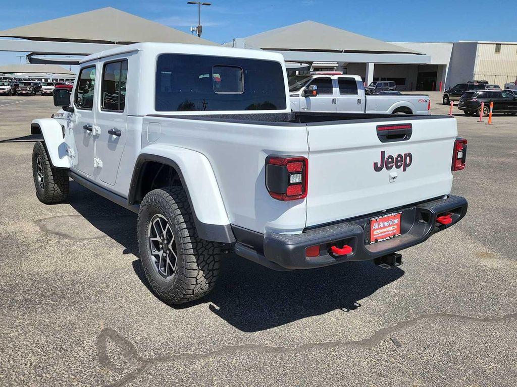 new 2026 Jeep Gladiator car, priced at $62,015