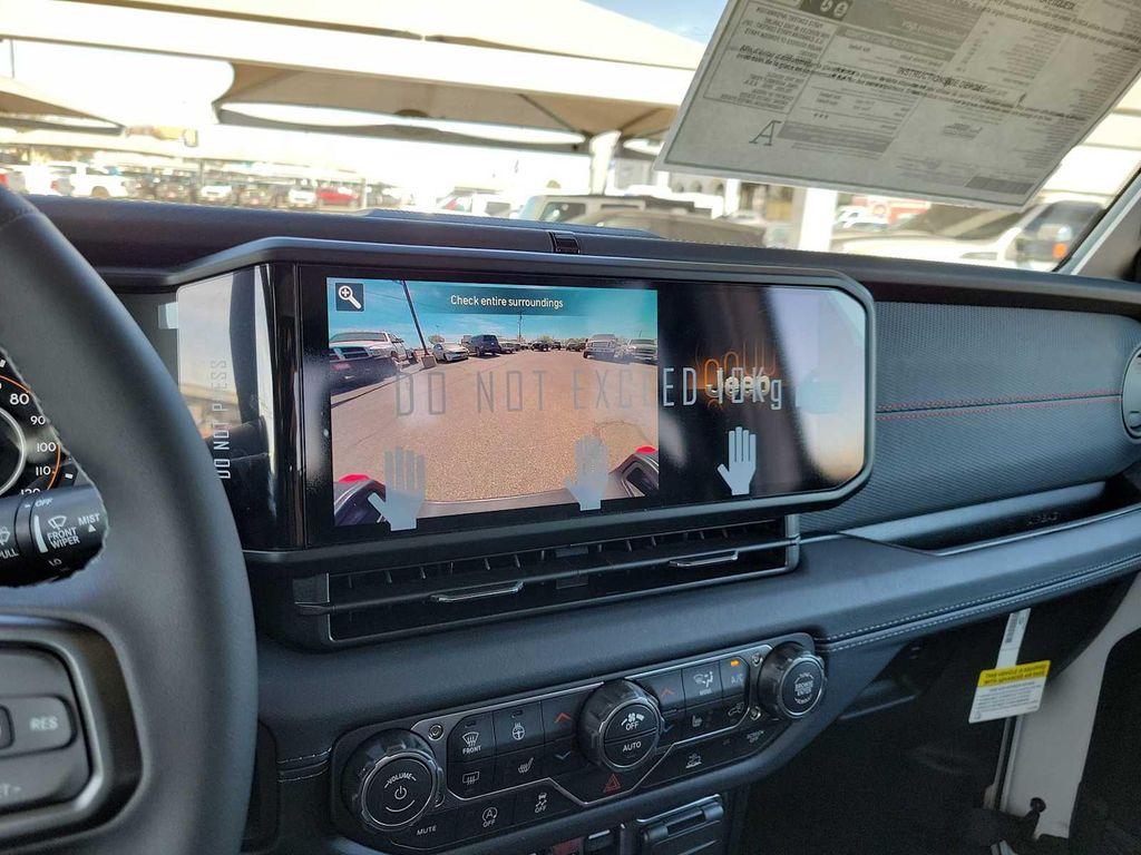 new 2026 Jeep Gladiator car, priced at $62,015