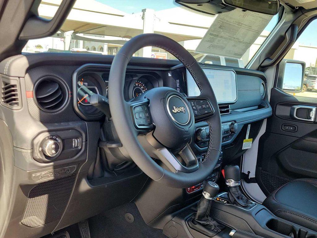 new 2026 Jeep Gladiator car, priced at $62,015