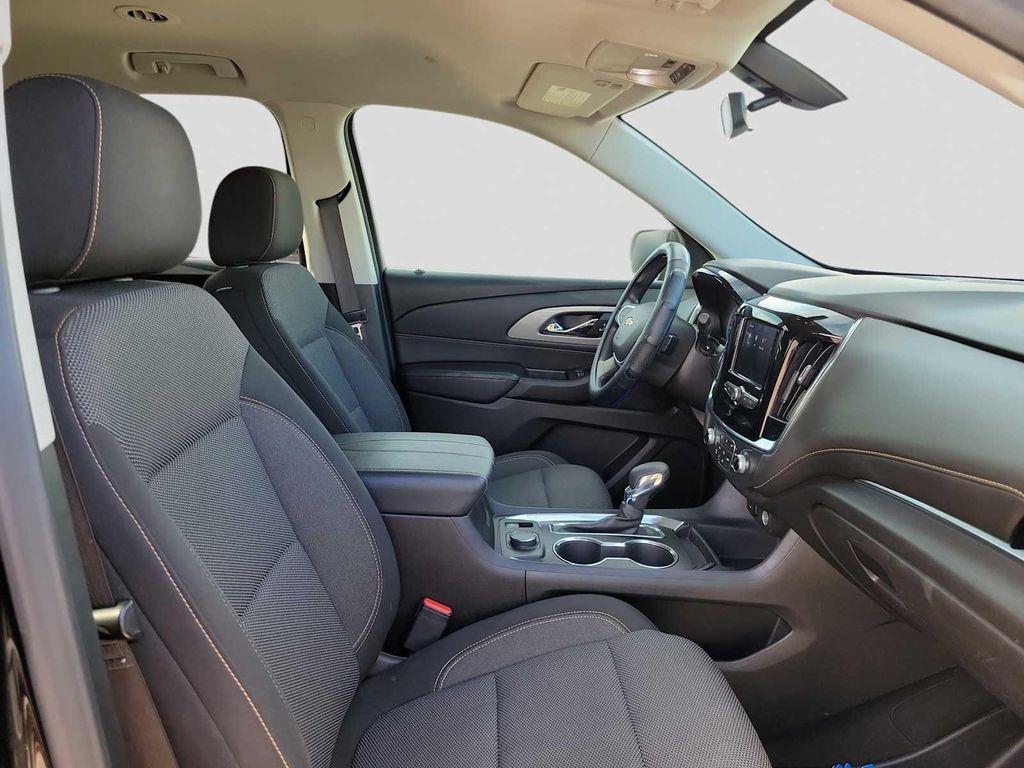 used 2021 Chevrolet Traverse car, priced at $21,995