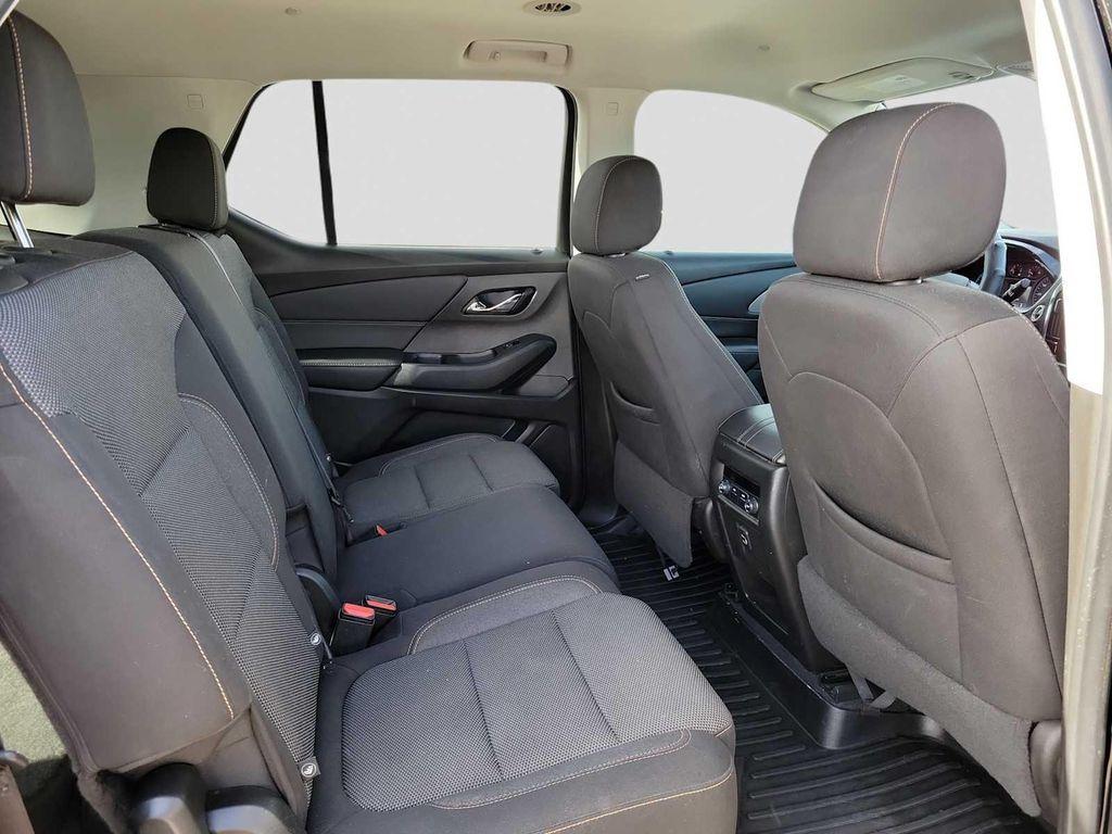 used 2021 Chevrolet Traverse car, priced at $21,995