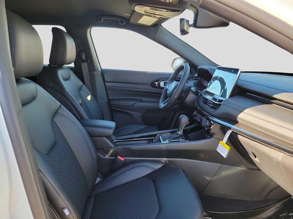 new 2026 Jeep Compass car, priced at $35,850