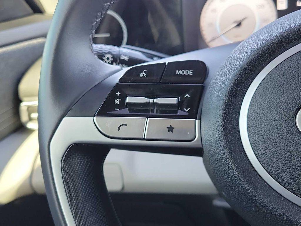 used 2025 Hyundai Elantra car, priced at $29,995