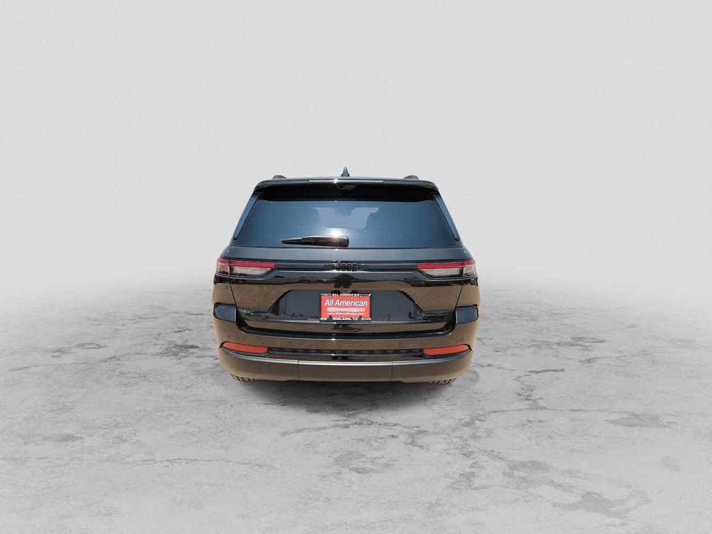 new 2024 Jeep Grand Cherokee car, priced at $60,235