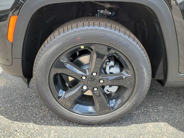 new 2024 Jeep Grand Cherokee car, priced at $56,933