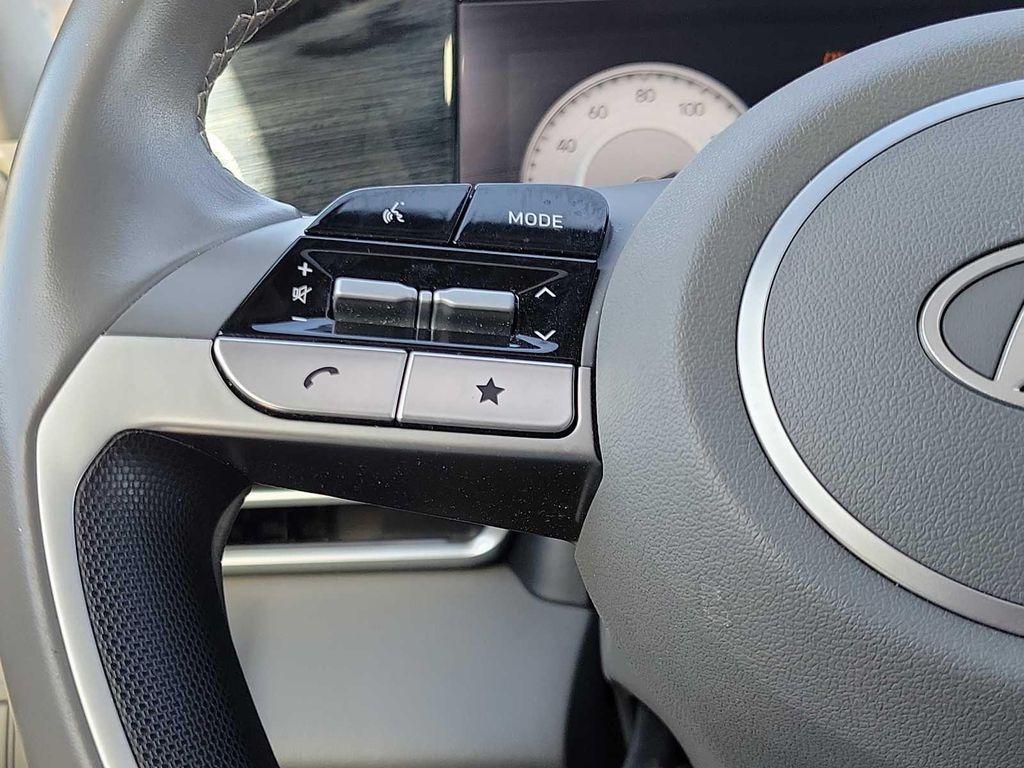 used 2025 Hyundai Elantra car, priced at $27,999