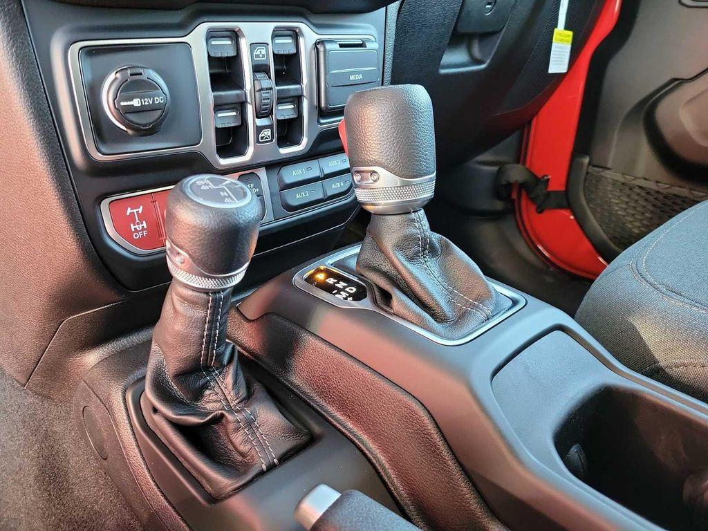 new 2026 Jeep Gladiator car, priced at $54,975