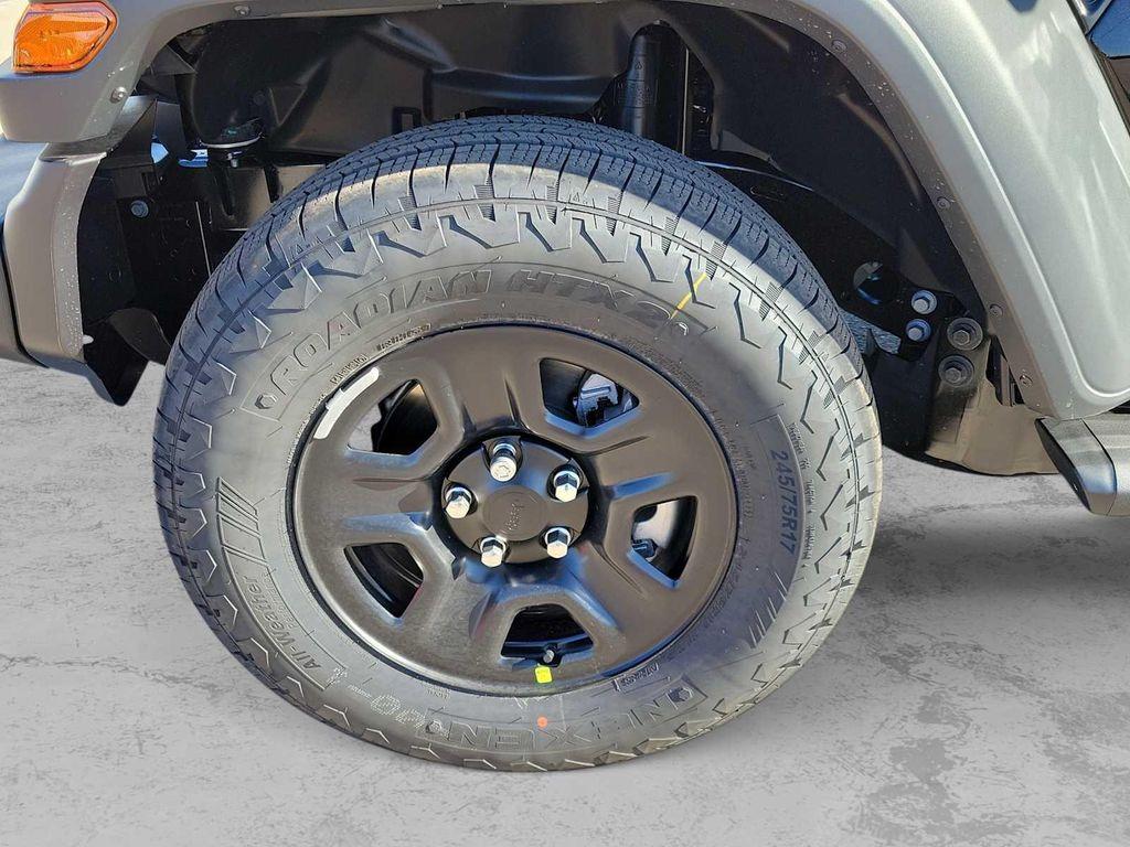 new 2026 Jeep Wrangler car, priced at $47,570