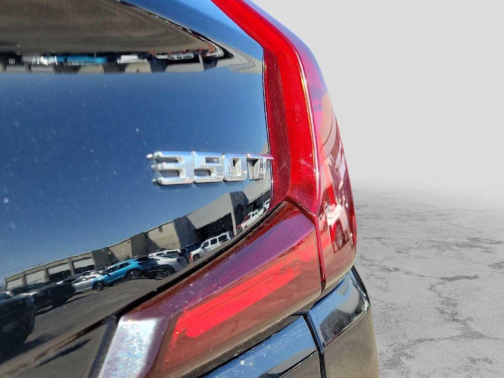 used 2022 Cadillac XT4 car, priced at $24,995