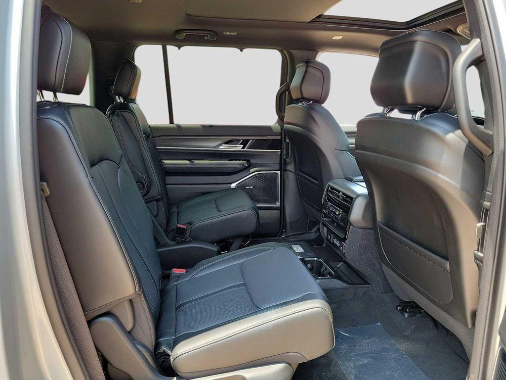 new 2024 Jeep Wagoneer L car, priced at $87,075