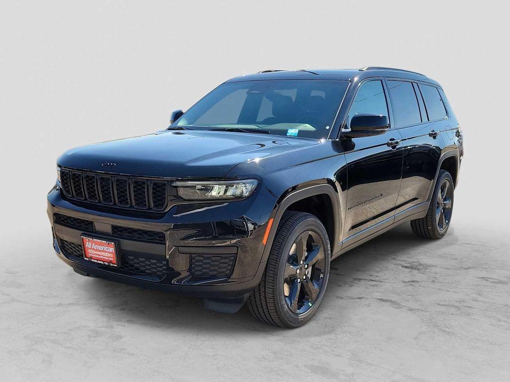 new 2025 Jeep Grand Cherokee car, priced at $47,875