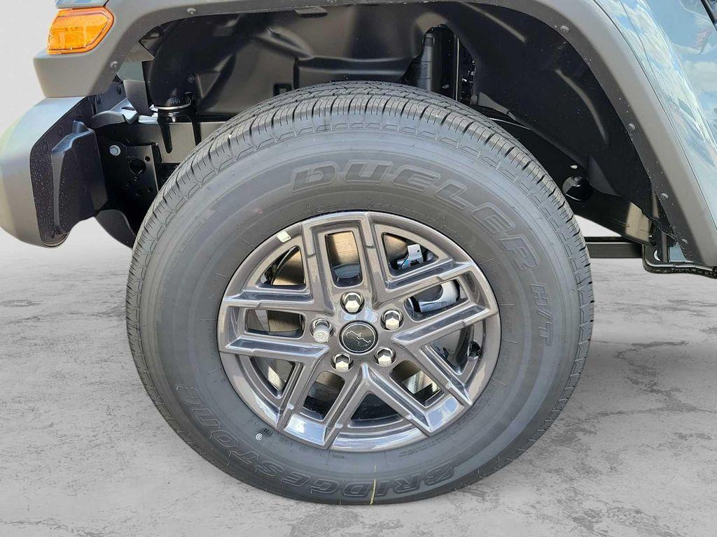 new 2025 Jeep Gladiator car, priced at $54,540