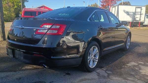 used 2014 Ford Taurus car, priced at $3,500