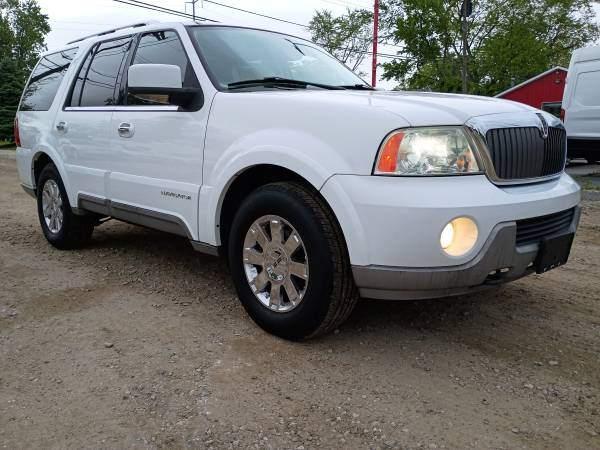 used 2004 Lincoln Navigator car, priced at $3,995