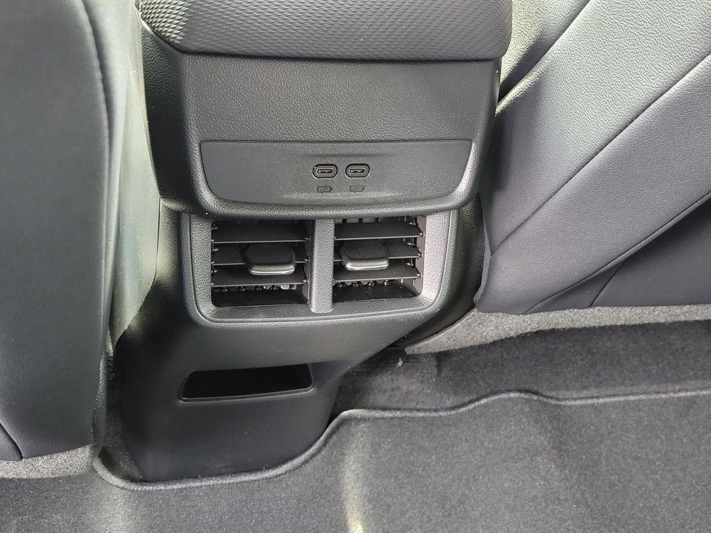 new 2026 Chevrolet Equinox car, priced at $29,290